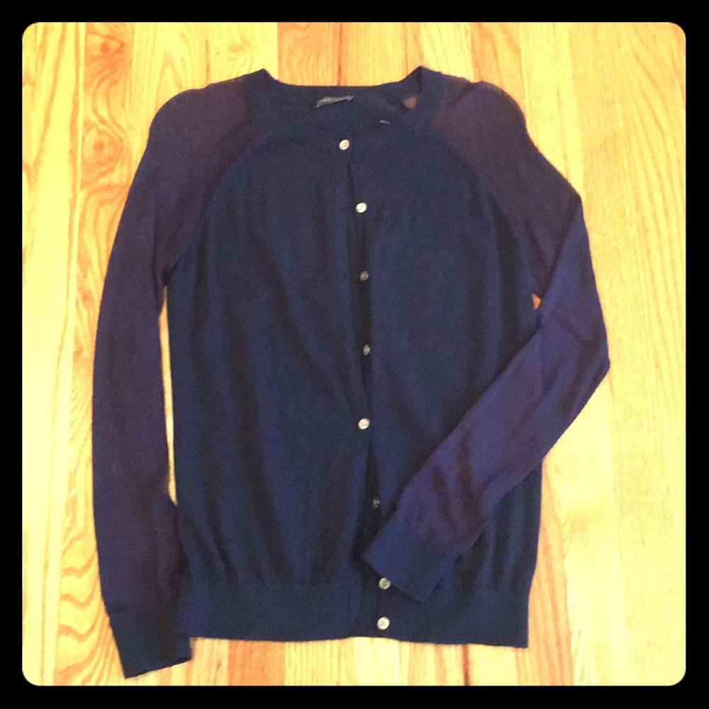 Vince Camuto Cardigan size Small